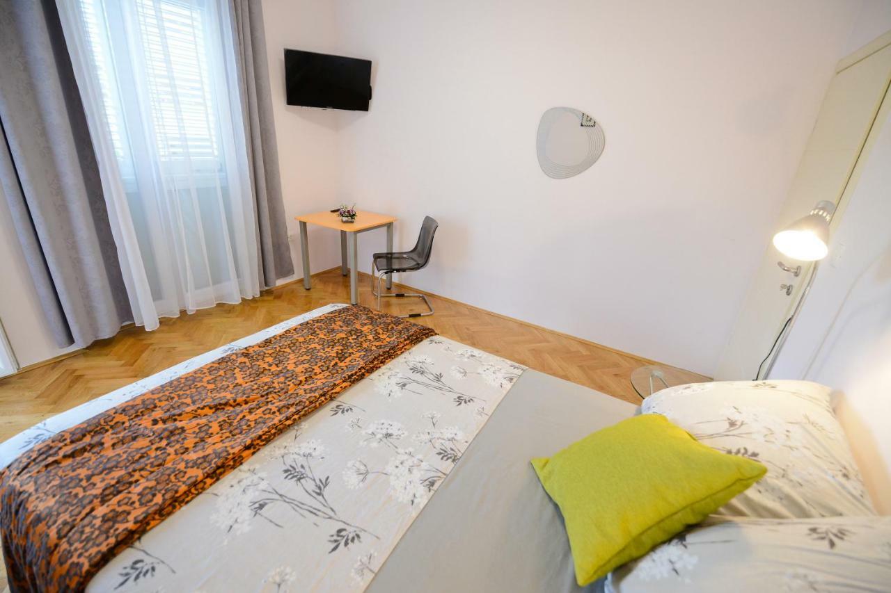 Apartment Rocky I Zara Esterno foto