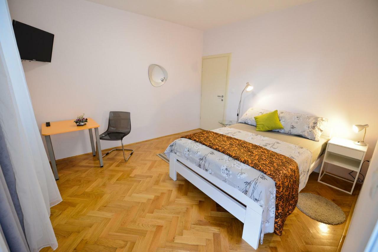 Apartment Rocky I Zara Esterno foto